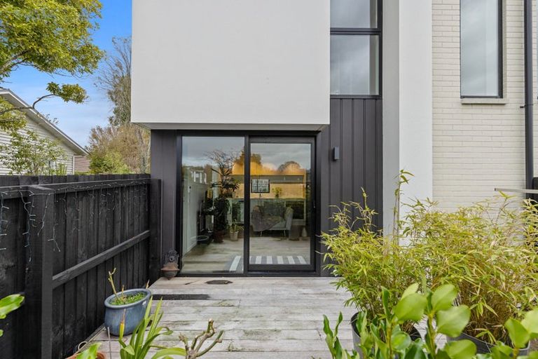 Photo of property in 1/27 Bartlett Street, Riccarton, Christchurch, 8011