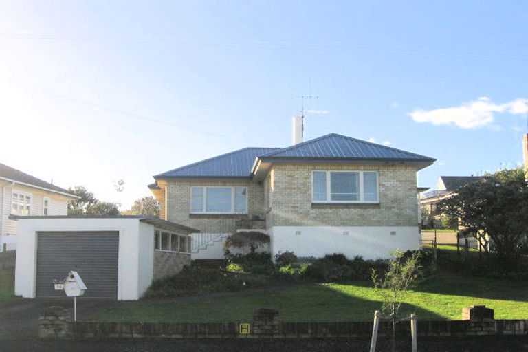 Photo of property in 16 Charles Crescent, Beerescourt, Hamilton, 3200