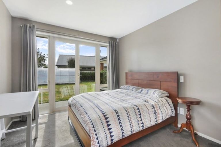 Photo of property in 1 Allingham Lane, Rolleston, 7614