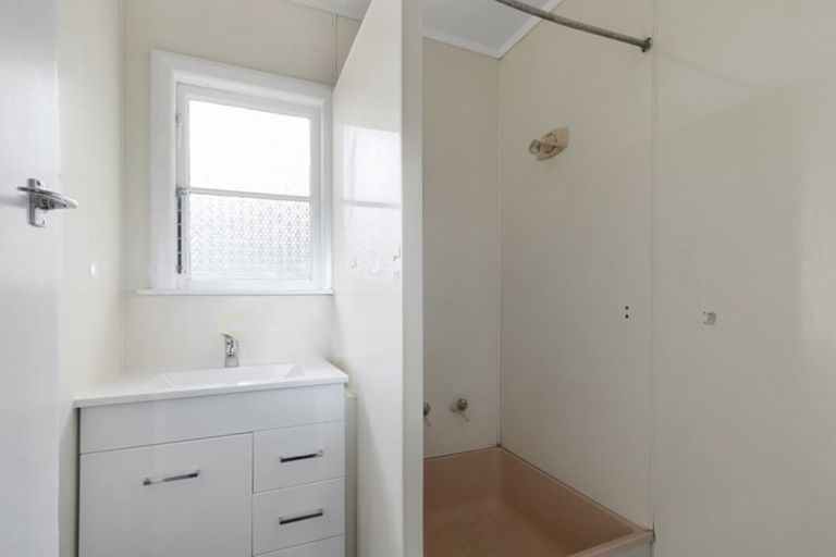 Photo of property in 19 Castlerea Street, Wainuiomata, Lower Hutt, 5014