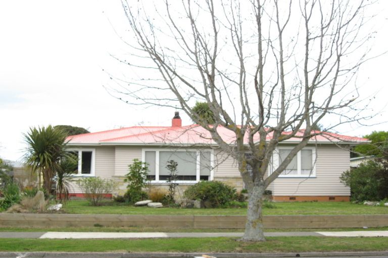 Photo of property in 39 Bill Hercock Street, Pirimai, Napier, 4112