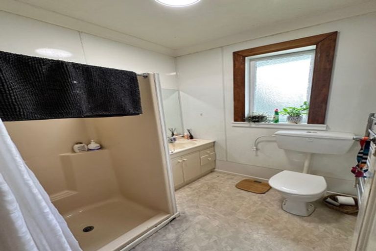 Photo of property in 1/4 Hinau Road, Hataitai, Wellington, 6021