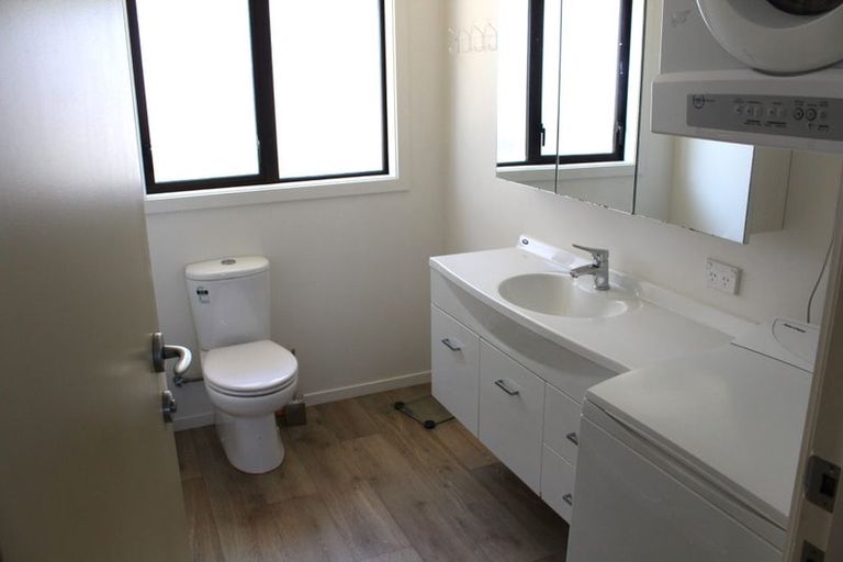 Photo of property in 107 Cliffs Road, Saint Clair, Dunedin, 9012