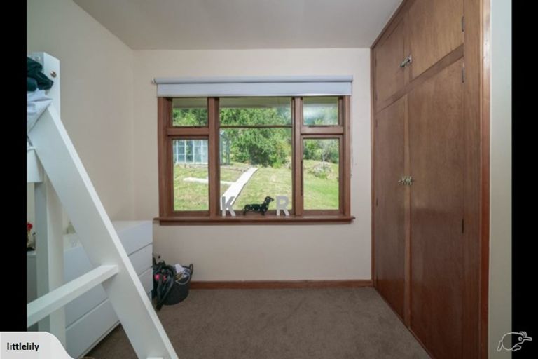 Photo of property in 28 Flinders Road, Heathcote Valley, Christchurch, 8022