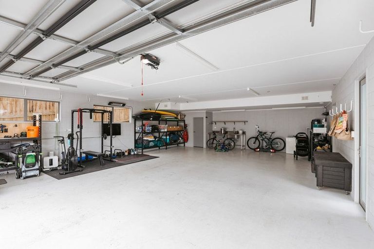 Photo of property in 10 Kissling Terrace, Pyes Pa, Tauranga, 3112