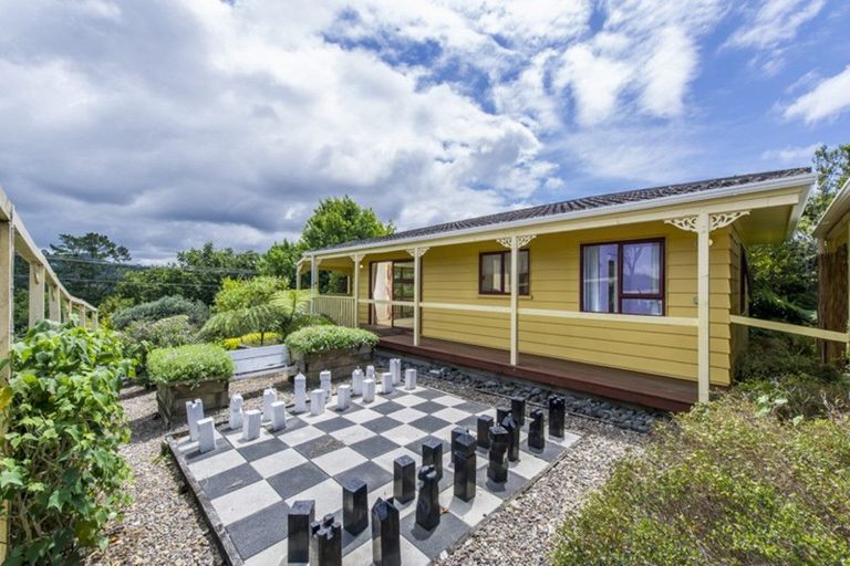 Photo of property in 772 West Coast Road, Oratia, Auckland, 0604