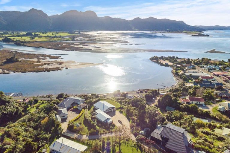 Photo of property in 26 Gibbs Road, Collingwood, 7073