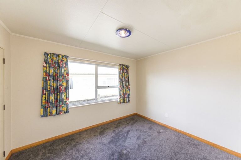 Photo of property in 65 Apollo Parade, Milson, Palmerston North, 4414