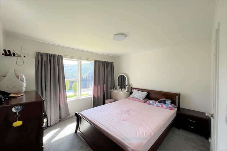 Photo of property in 21d Wells Road, Bucklands Beach, Auckland, 2012