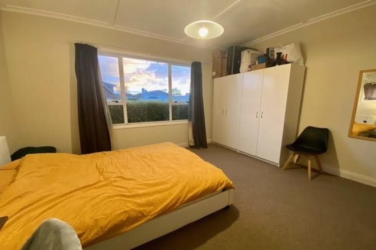 Photo of property in 14 Douglas Street, Waiwhetu, Lower Hutt, 5010