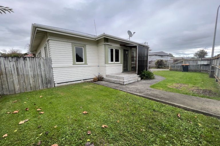 Photo of property in 104 Ferguson Street, West End, Palmerston North, 4412