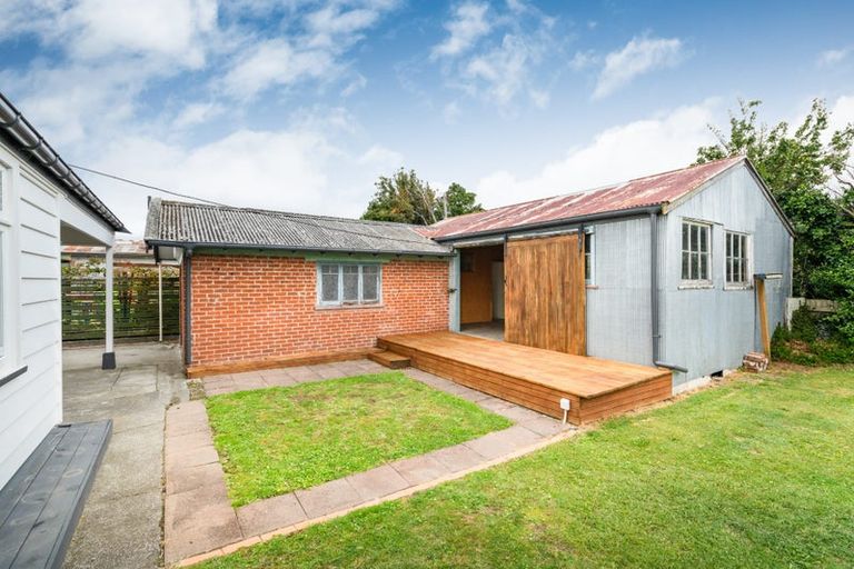 Photo of property in 38 Lyndhurst Street, Takaro, Palmerston North, 4412
