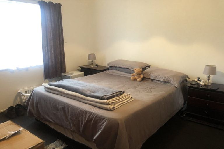 Photo of property in 89 Gossamer Drive, Pakuranga Heights, Auckland, 2010