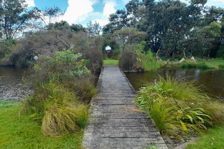 Photo of property in 17 Tinopai Drive, Omokoroa, 3114