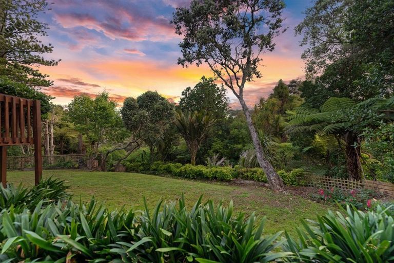 Photo of property in 13 Sandford Street, Campbells Bay, Auckland, 0630