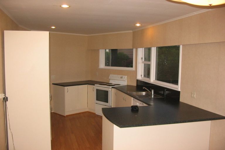 Photo of property in 8 Protea Street, Maungaraki, Lower Hutt, 5010