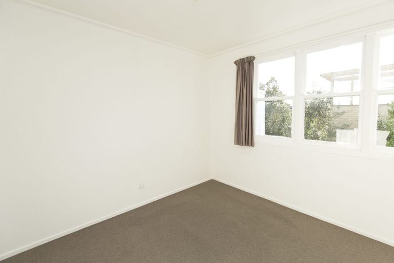Photo of property in 952a Whangaparaoa Road, Manly, Whangaparaoa, 0930