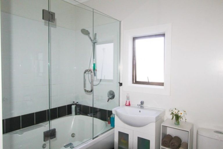 Photo of property in 15 Huia Street, Pahiatua, 4910