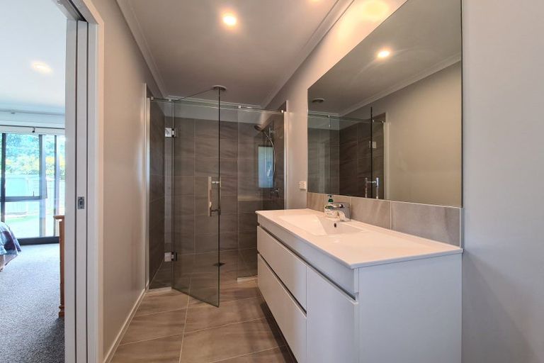 Photo of property in 3 Victoria Street, Coromandel, 3506