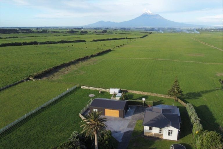 Photo of property in 3636 South Road, Opunake, 4682