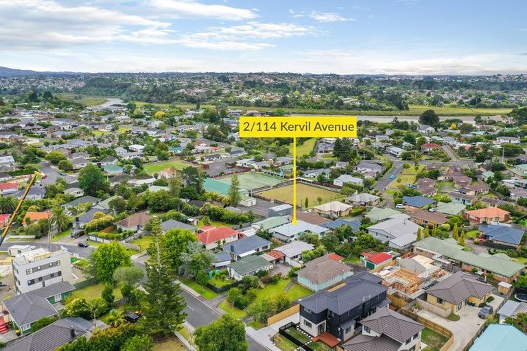 Photo of property in 2/114 Kervil Avenue, Te Atatu Peninsula, Auckland, 0610