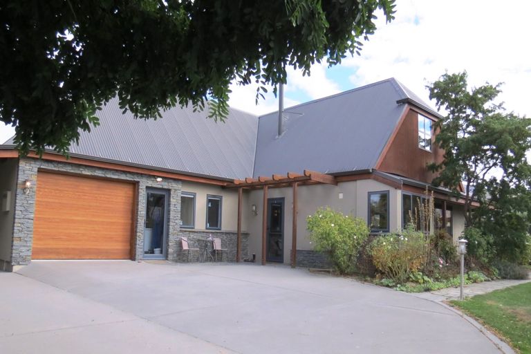 Photo of property in 30 Wishart Crescent, Cromwell, 9310