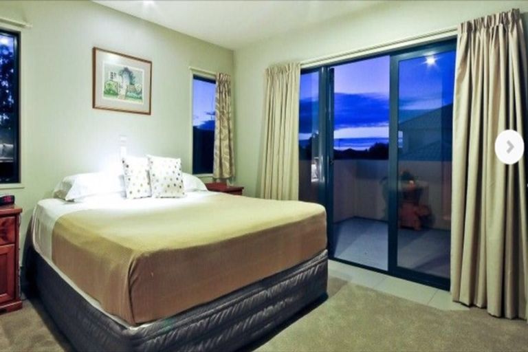 Photo of property in 8 Castlewold Place, Huntington, Hamilton, 3210