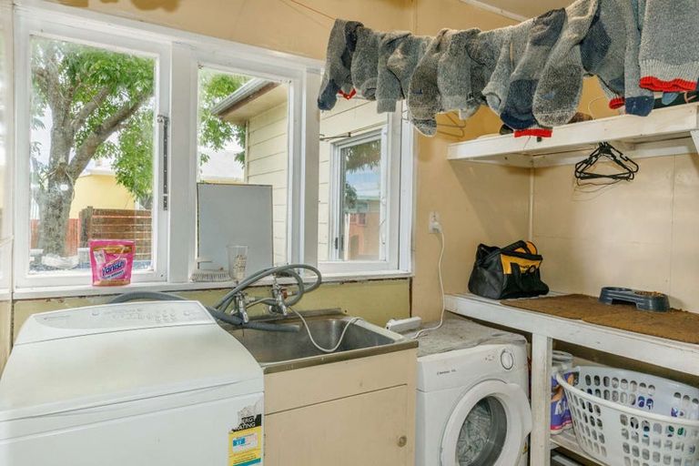 Photo of property in 116 Derby Street, Westport, 7825