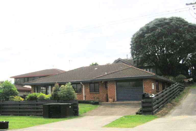 Photo of property in 2/221 Valley Road, Mount Maunganui, 3116