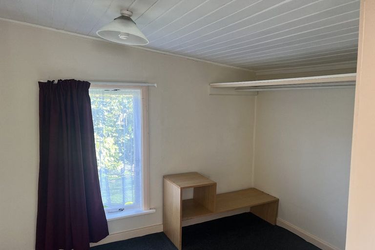 Photo of property in 2 Jervois Terrace, Ohau, Levin, 5570