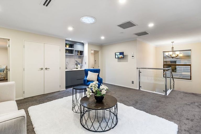 Photo of property in 265 Flat Bush School Road, Flat Bush, Auckland, 2019