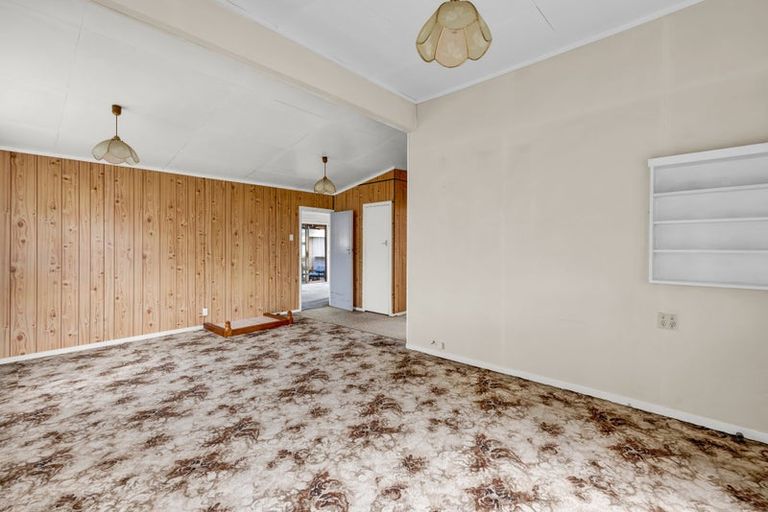 Photo of property in 18 Cornwall Street, Patea, 4520