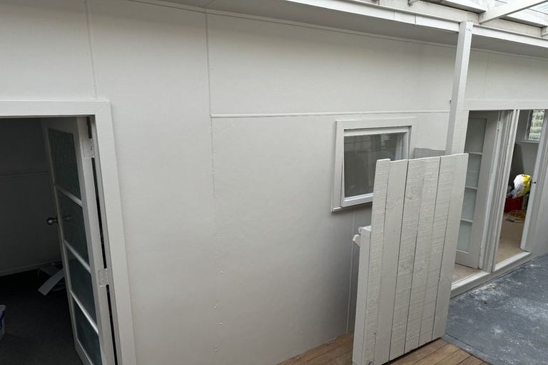 Photo of property in 32 Diana Drive, Glenfield, Auckland, 0627