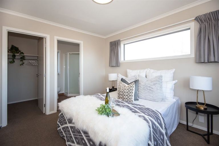 Photo of property in 9/27 Jones Crescent, Melville, Hamilton, 3206