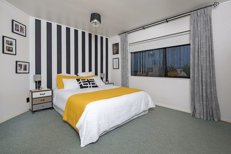 Photo of property in 1/25 Nicholas Road, Somerville, Auckland, 2014