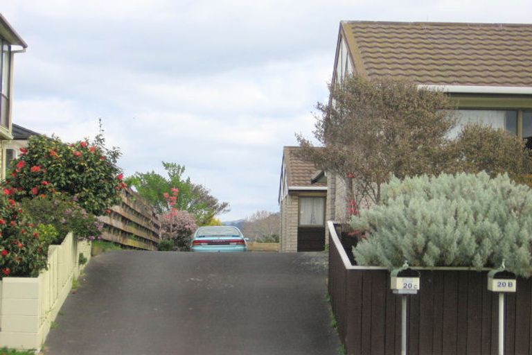 Photo of property in 20b Dickson Road, Papamoa Beach, Papamoa, 3118