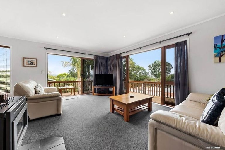 Photo of property in 20 Royal Road, Massey, Auckland, 0614