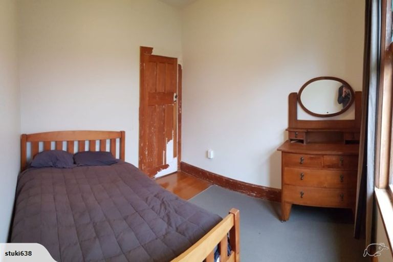 Photo of property in 6 Woodville Street, Edgeware, Christchurch, 8013