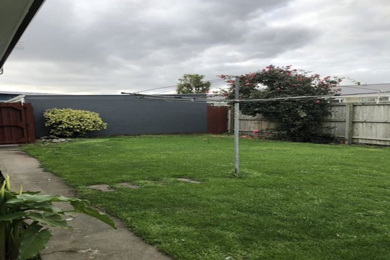 Photo of property in 4/6 Division Street, Riccarton, Christchurch, 8041