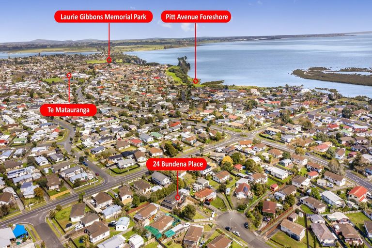 Photo of property in 24 Bundena Place, Clendon Park, Auckland, 2103
