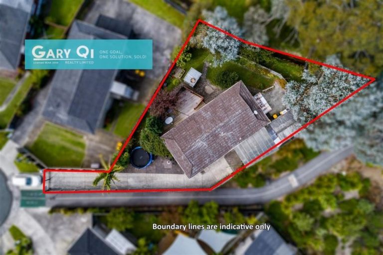 Photo of property in 22 Kapiti Place, Sunnynook, Auckland, 0620