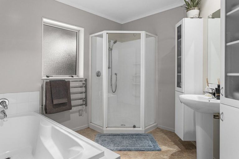 Photo of property in 2 Willowside Place, Amberley, 7410