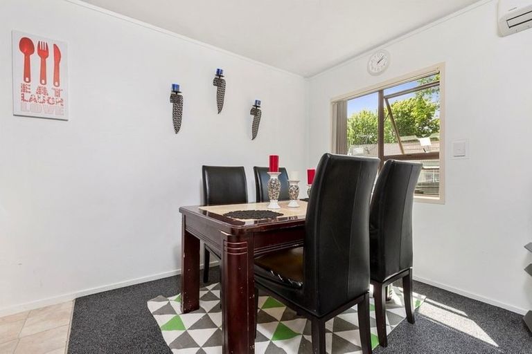 Photo of property in 1/11 Burundi Avenue, Clendon Park, Auckland, 2103