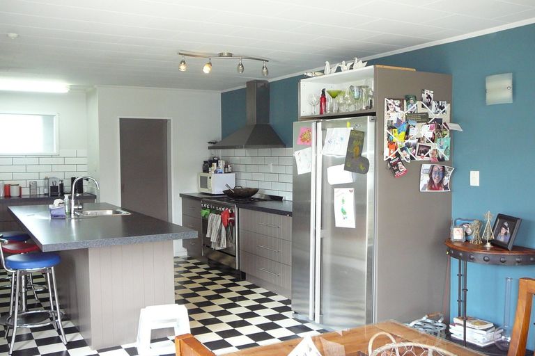 Photo of property in 65 Newcastle Street, Clyde, 9330