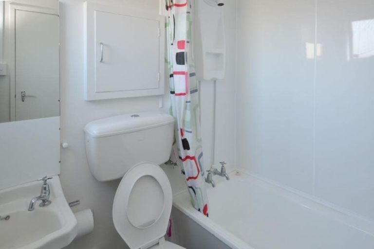 Photo of property in 22 Avenal Street, Avenal, Invercargill, 9810