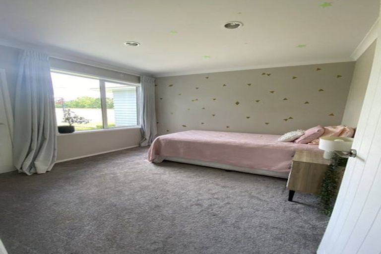 Photo of property in 1 Horsley Grove, Pyes Pa, Tauranga, 3112