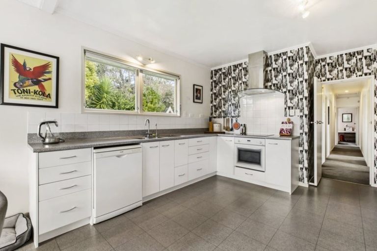 Photo of property in 340 Ponga Road, Opaheke, Papakura, 2584