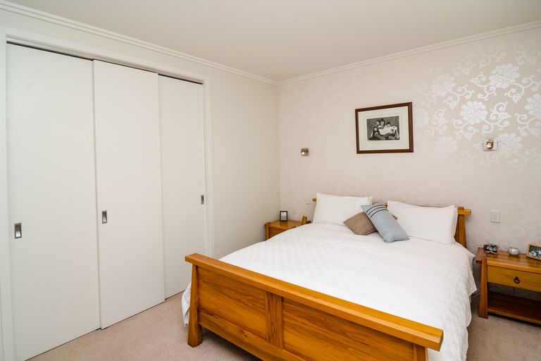 Photo of property in 16 Highgate, Belleknowes, Dunedin, 9011