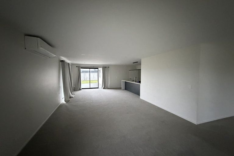 Photo of property in 1 Kotua Street, Woodend, 7610