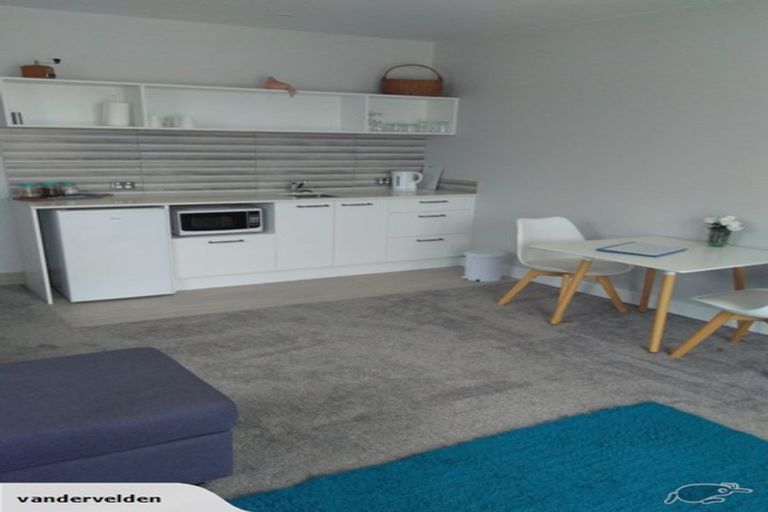 Photo of property in 87 Kupe Drive, Whitianga, 3510